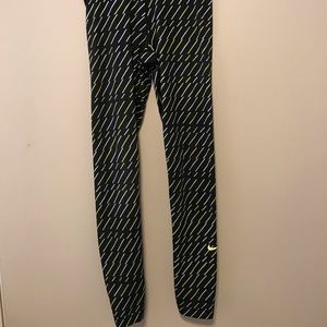 Nike pro full length leggings